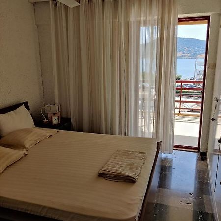 Παραθαλάσσιο διαμέρισμα Διαμέρισμα Πόρτο Ράφτη Εξωτερικό φωτογραφία